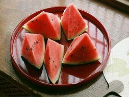 空调房里吃冰淇淋瓜,冰淇淋瓜的清凉诱惑