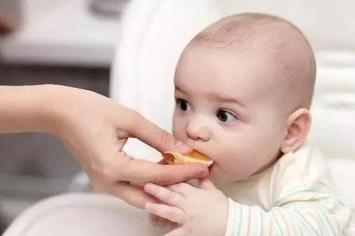 大人吃瓜小孩喝奶,不同年龄段的休闲生活对比